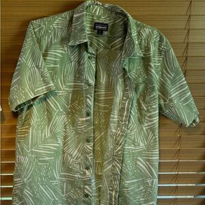 Men’s Organic Cotton Palm Leaf Short Sleeve Shirt